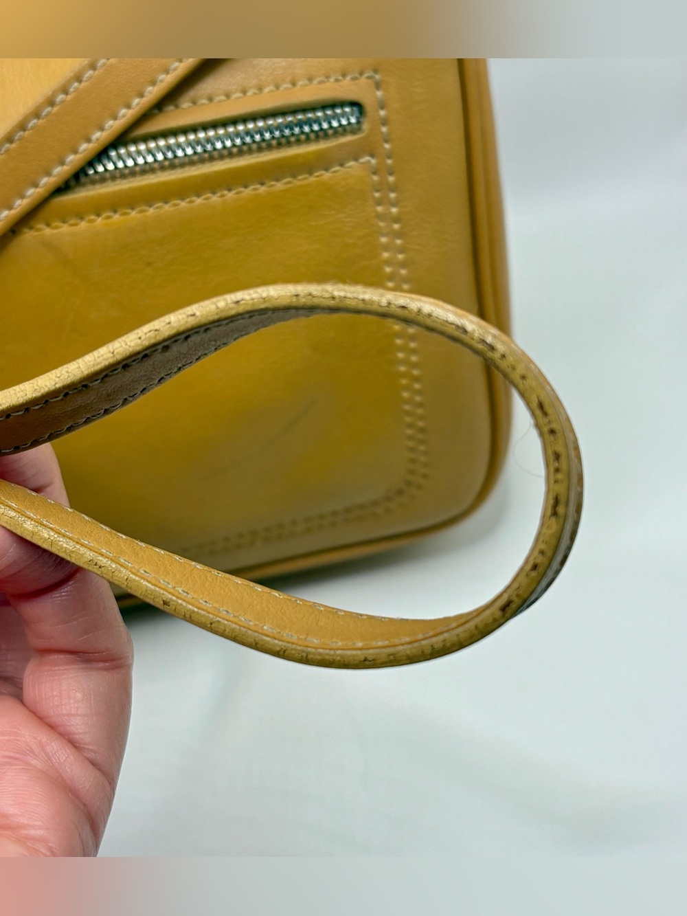 Vintage Salvatore Ferragamo Tan Leather Pouchette Shoulder Bag - Picture 8 of 16